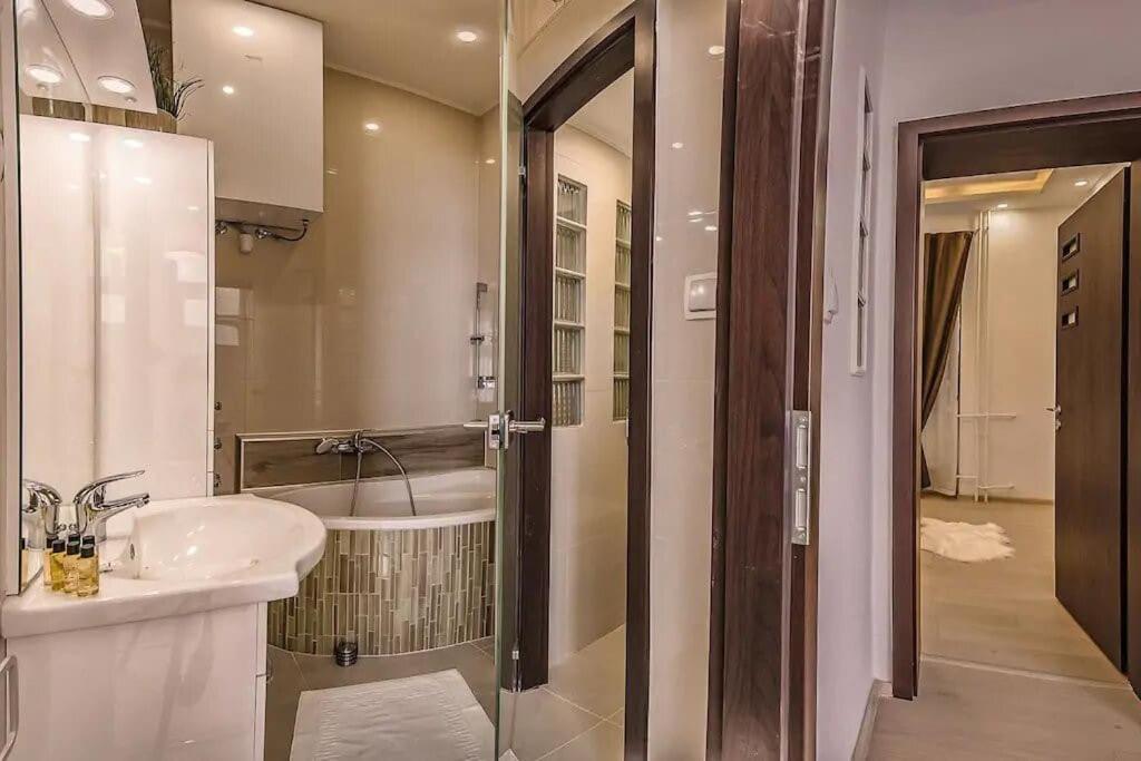 Szechenyi Renovated 2Br At Danube River Budapest Eksteriør billede
